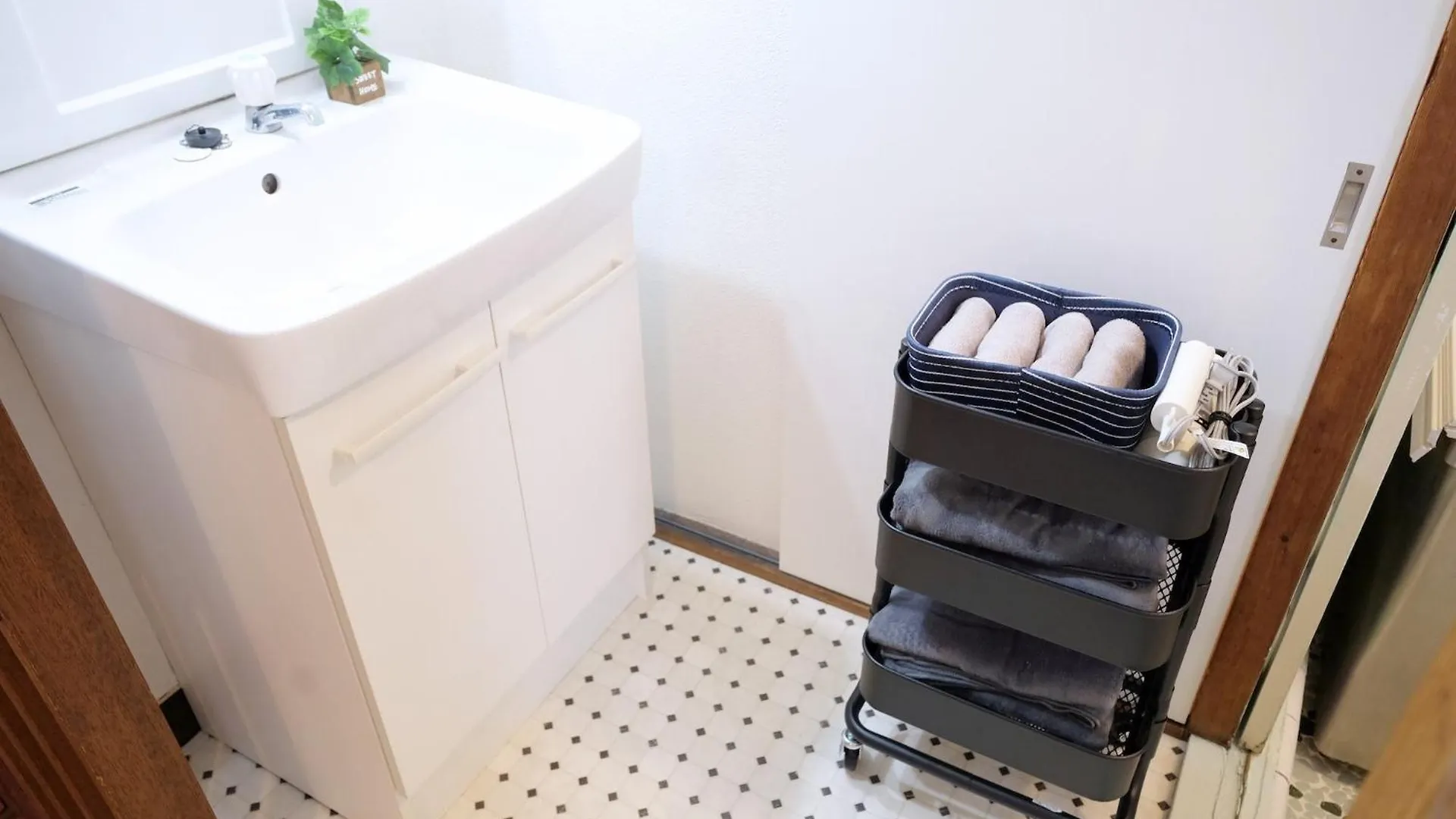 Apartment Yoyogi Flats - Vacation Stay 18018 Tokyo
